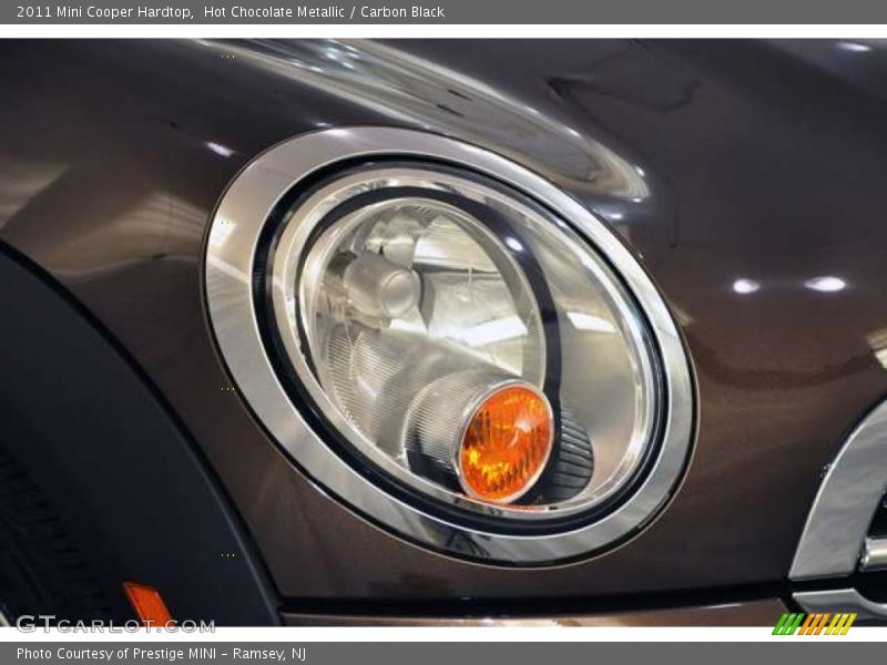 Hot Chocolate Metallic / Carbon Black 2011 Mini Cooper Hardtop