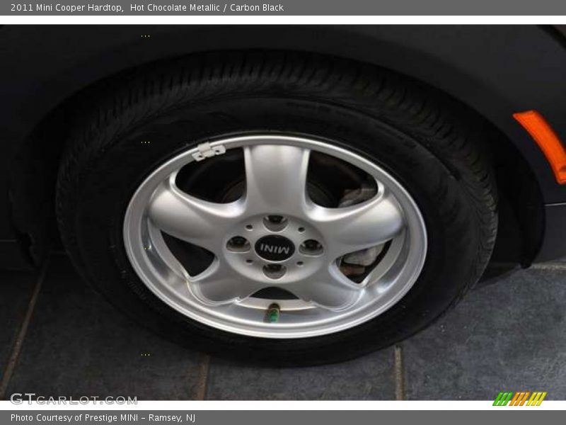 Hot Chocolate Metallic / Carbon Black 2011 Mini Cooper Hardtop