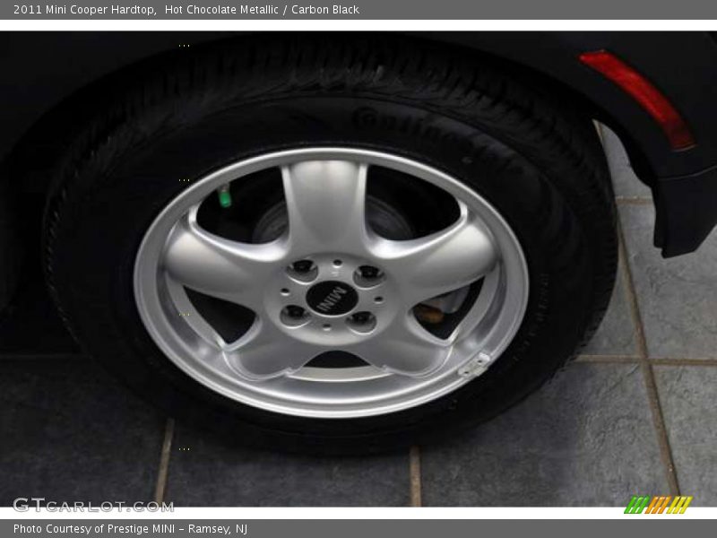 Hot Chocolate Metallic / Carbon Black 2011 Mini Cooper Hardtop