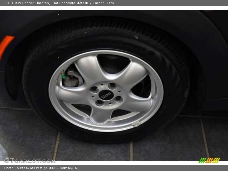 Hot Chocolate Metallic / Carbon Black 2011 Mini Cooper Hardtop