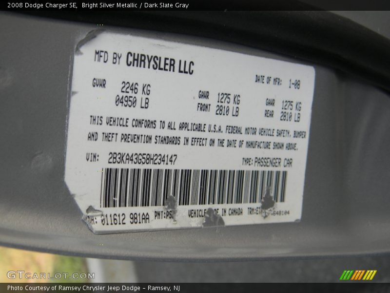Bright Silver Metallic / Dark Slate Gray 2008 Dodge Charger SE