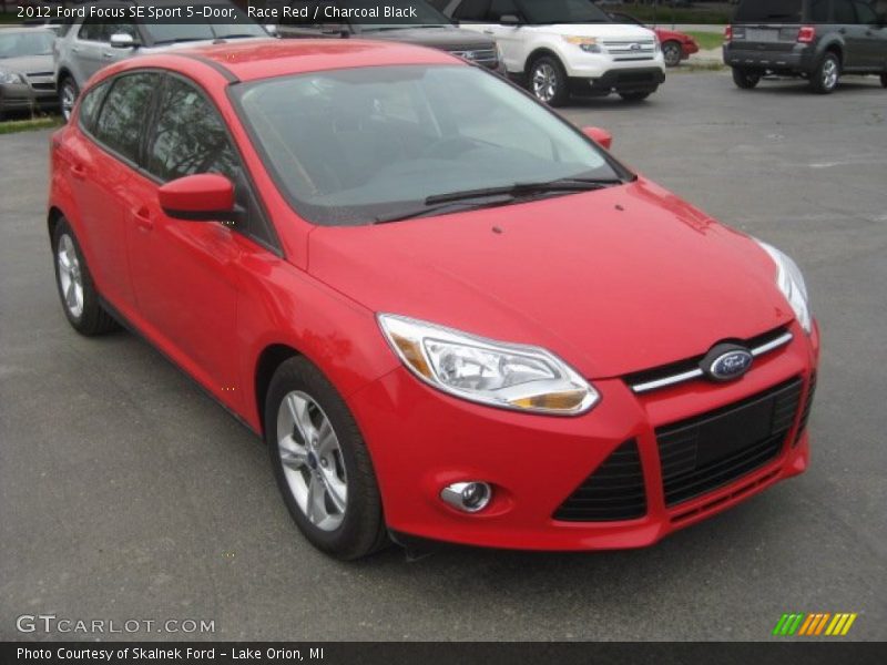 Race Red / Charcoal Black 2012 Ford Focus SE Sport 5-Door