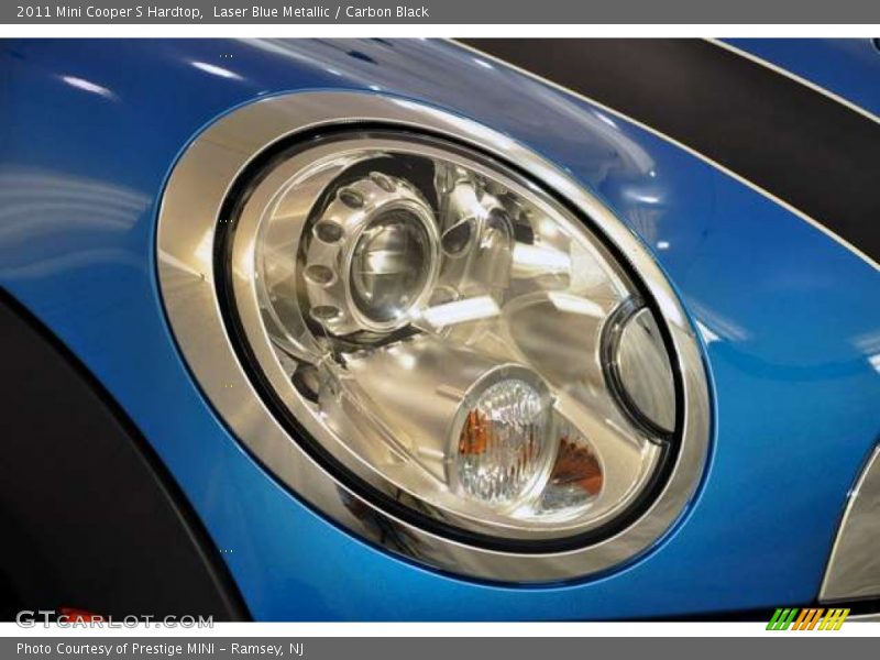 Laser Blue Metallic / Carbon Black 2011 Mini Cooper S Hardtop