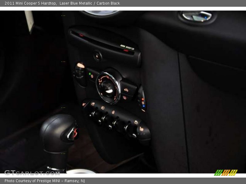 Laser Blue Metallic / Carbon Black 2011 Mini Cooper S Hardtop