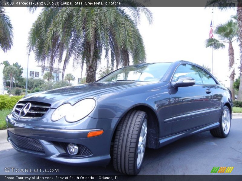 Front 3/4 View of 2009 CLK 550 Coupe