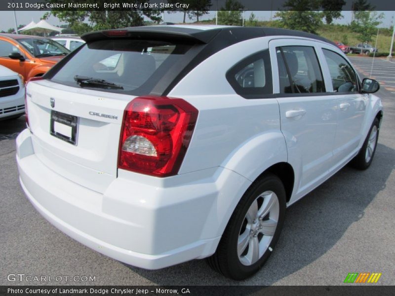 Bright White / Dark Slate Gray 2011 Dodge Caliber Mainstreet