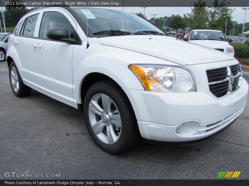 Bright White / Dark Slate Gray 2011 Dodge Caliber Mainstreet