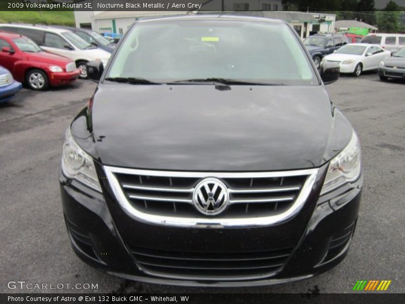 Nocturne Black Metallic / Aero Grey 2009 Volkswagen Routan SE