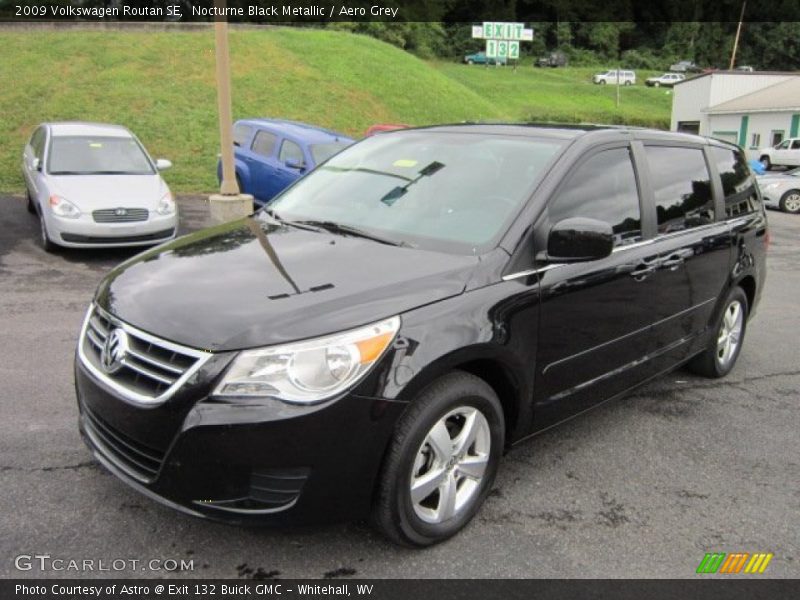 Nocturne Black Metallic / Aero Grey 2009 Volkswagen Routan SE