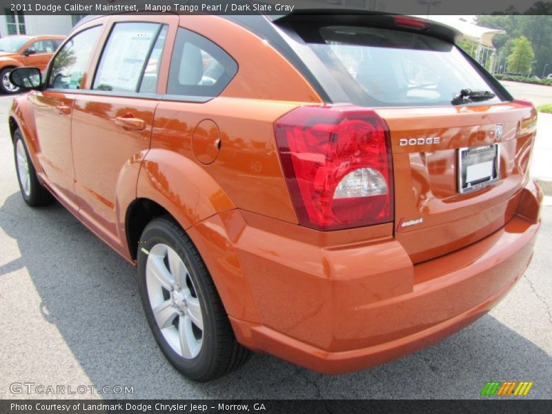 Mango Tango Pearl / Dark Slate Gray 2011 Dodge Caliber Mainstreet