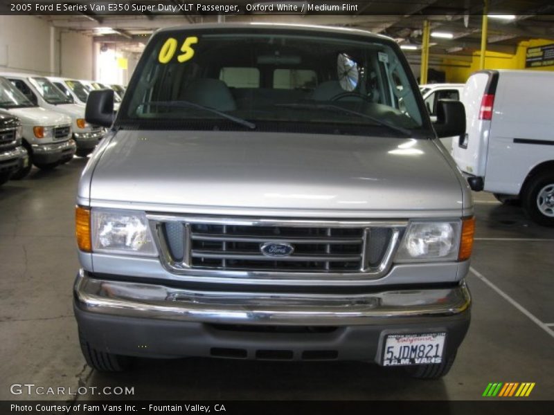 Oxford White / Medium Flint 2005 Ford E Series Van E350 Super Duty XLT Passenger