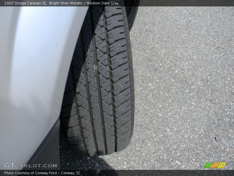 Bright Silver Metallic / Medium Slate Gray 2007 Dodge Caravan SE