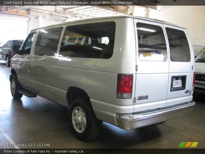 Oxford White / Medium Flint 2005 Ford E Series Van E350 Super Duty XLT Passenger