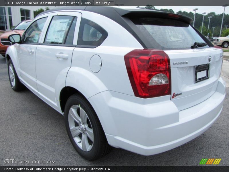 Bright White / Dark Slate Gray 2011 Dodge Caliber Mainstreet