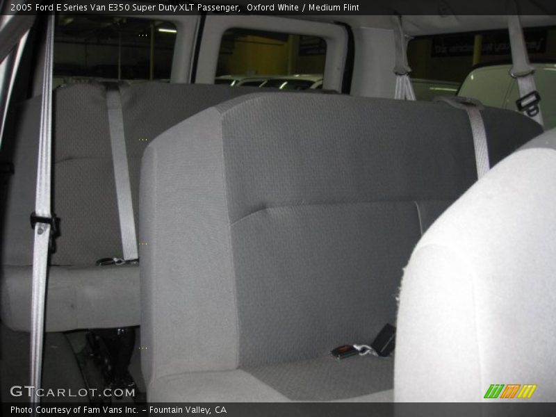 Oxford White / Medium Flint 2005 Ford E Series Van E350 Super Duty XLT Passenger