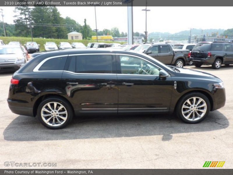 Tuxedo Black Metallic / Light Stone 2010 Lincoln MKT AWD EcoBoost