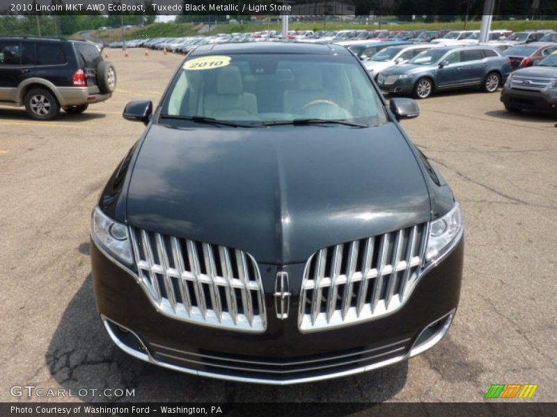 Tuxedo Black Metallic / Light Stone 2010 Lincoln MKT AWD EcoBoost