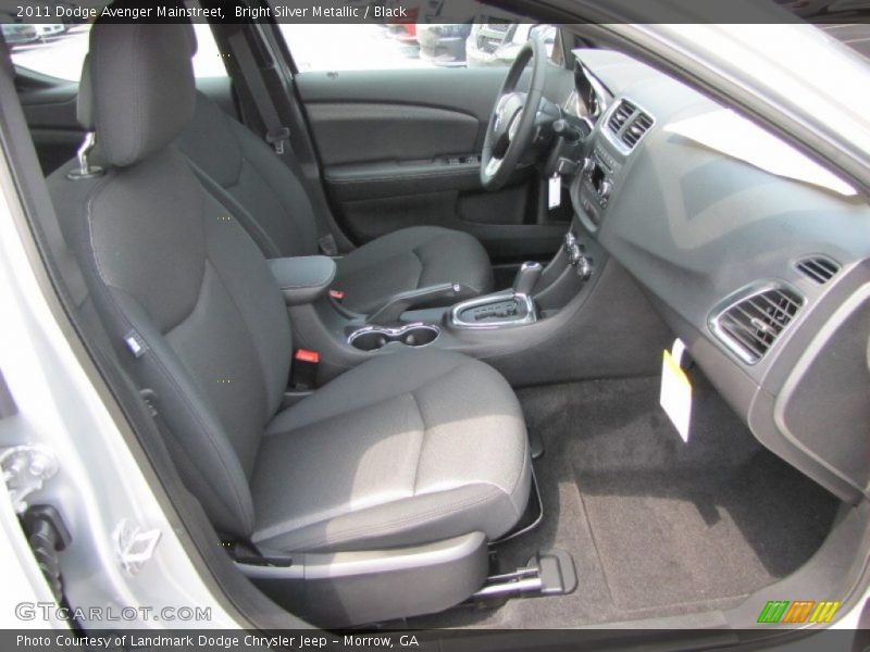 Bright Silver Metallic / Black 2011 Dodge Avenger Mainstreet