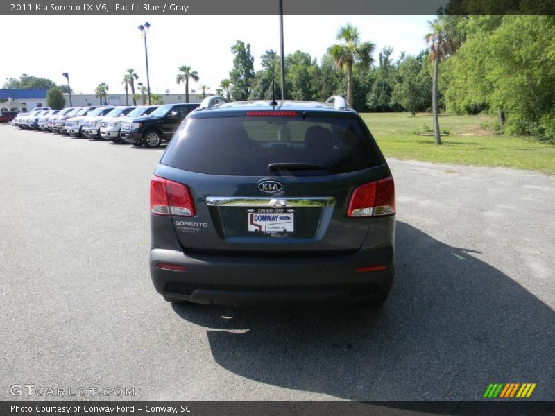 Pacific Blue / Gray 2011 Kia Sorento LX V6