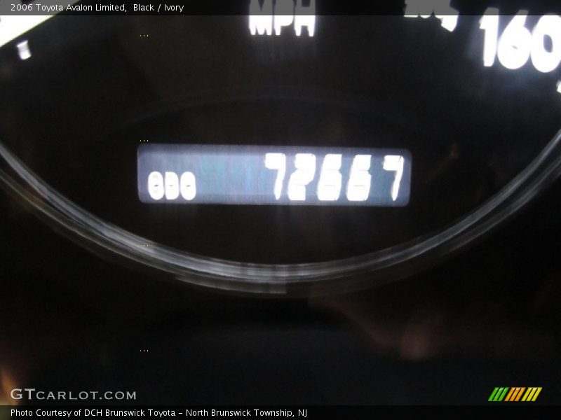 Black / Ivory 2006 Toyota Avalon Limited