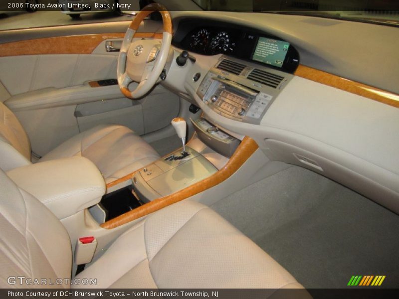 Black / Ivory 2006 Toyota Avalon Limited