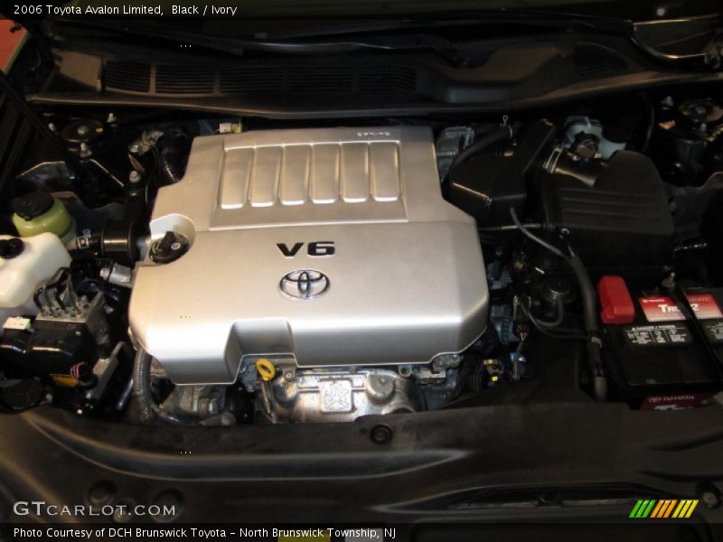 Black / Ivory 2006 Toyota Avalon Limited