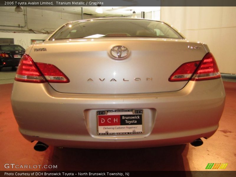 Titanium Metallic / Graphite 2006 Toyota Avalon Limited