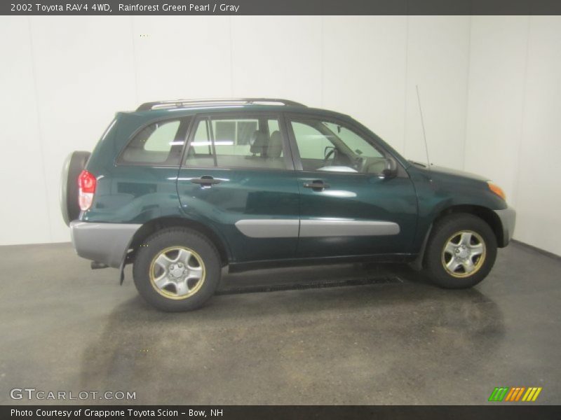 Rainforest Green Pearl / Gray 2002 Toyota RAV4 4WD