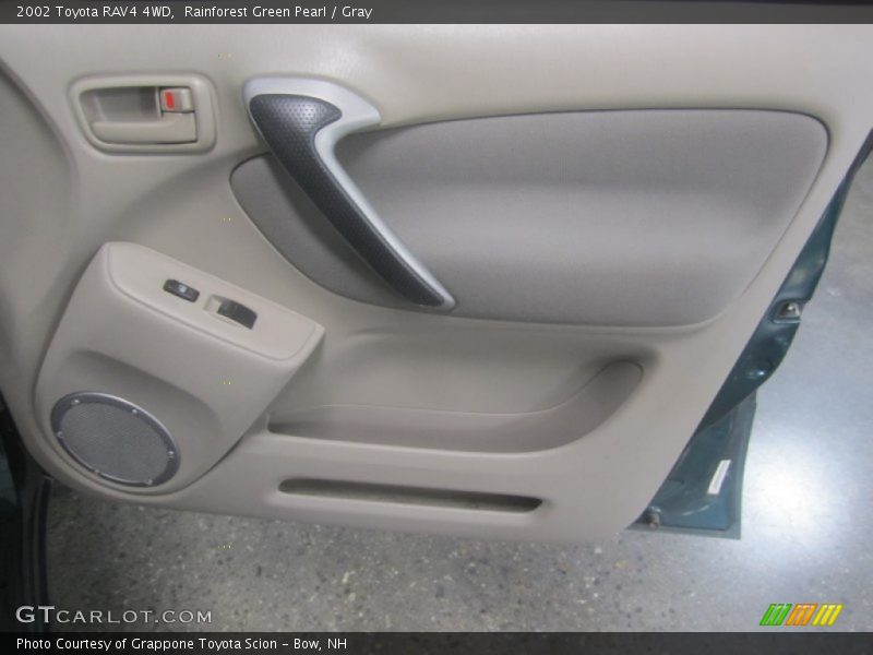 Rainforest Green Pearl / Gray 2002 Toyota RAV4 4WD