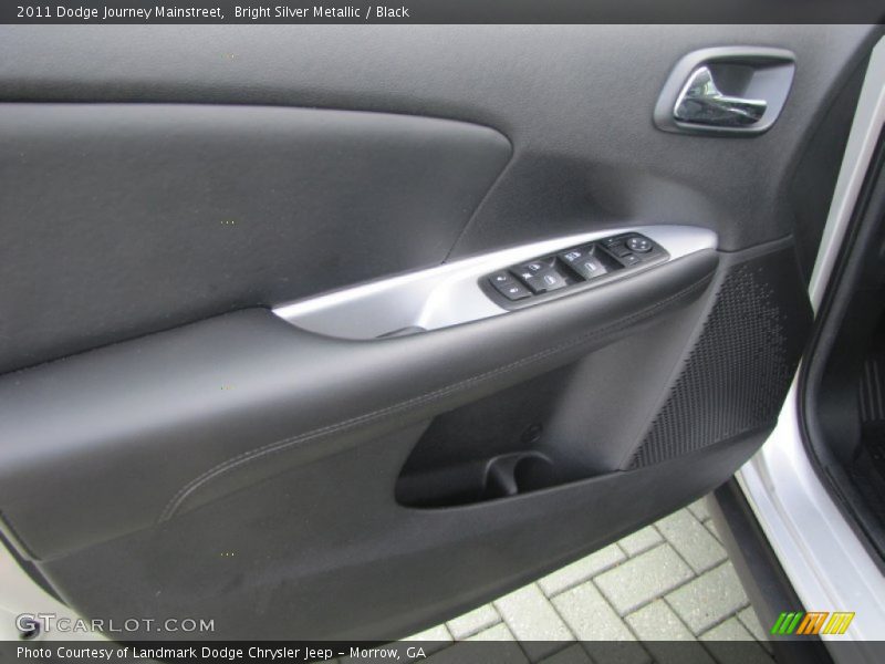 Bright Silver Metallic / Black 2011 Dodge Journey Mainstreet