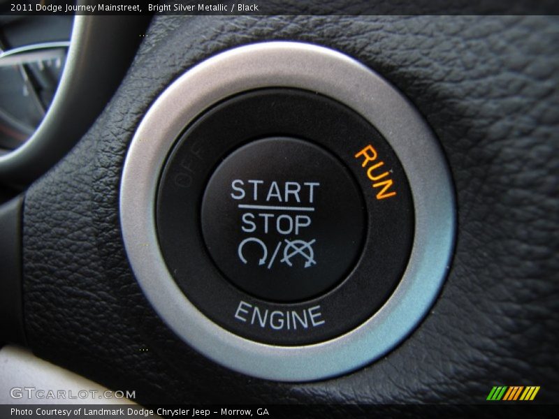 Bright Silver Metallic / Black 2011 Dodge Journey Mainstreet