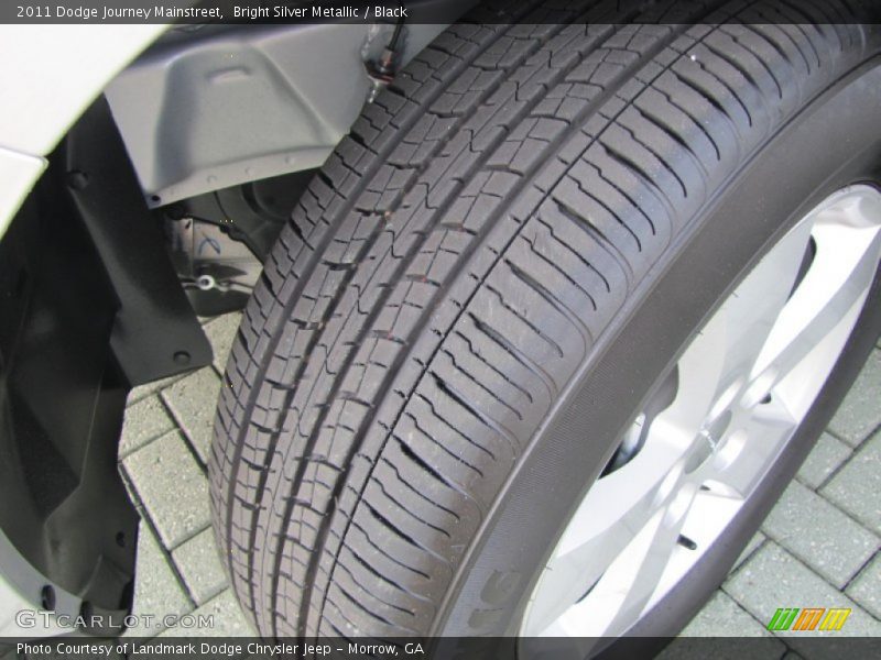Bright Silver Metallic / Black 2011 Dodge Journey Mainstreet