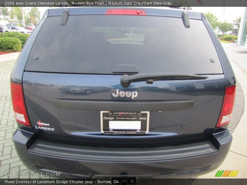 Modern Blue Pearl / Medium Slate Gray/Dark Slate Gray 2009 Jeep Grand Cherokee Laredo