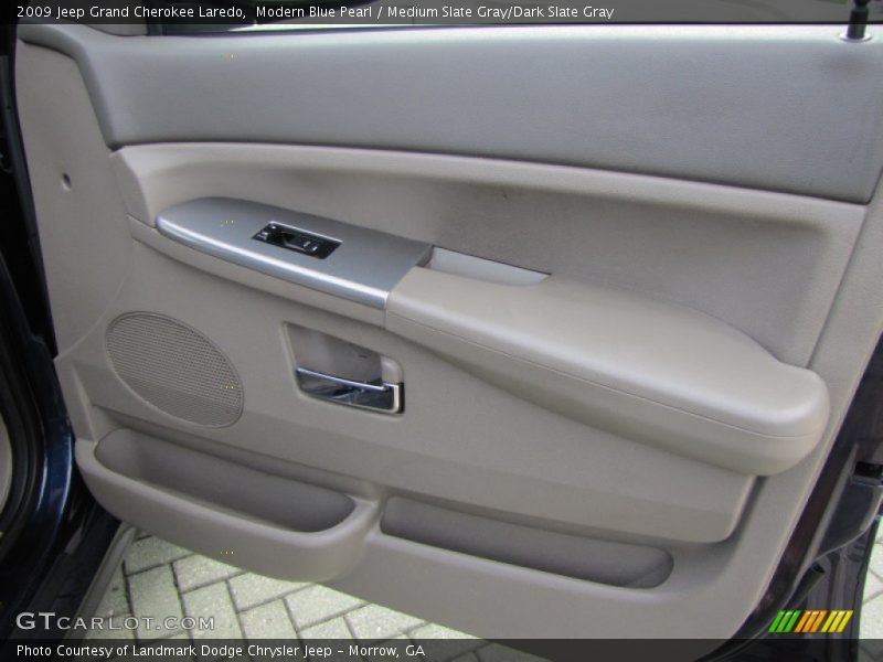 Modern Blue Pearl / Medium Slate Gray/Dark Slate Gray 2009 Jeep Grand Cherokee Laredo