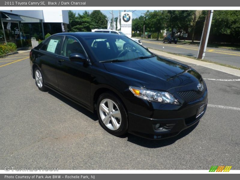 Black / Dark Charcoal 2011 Toyota Camry SE
