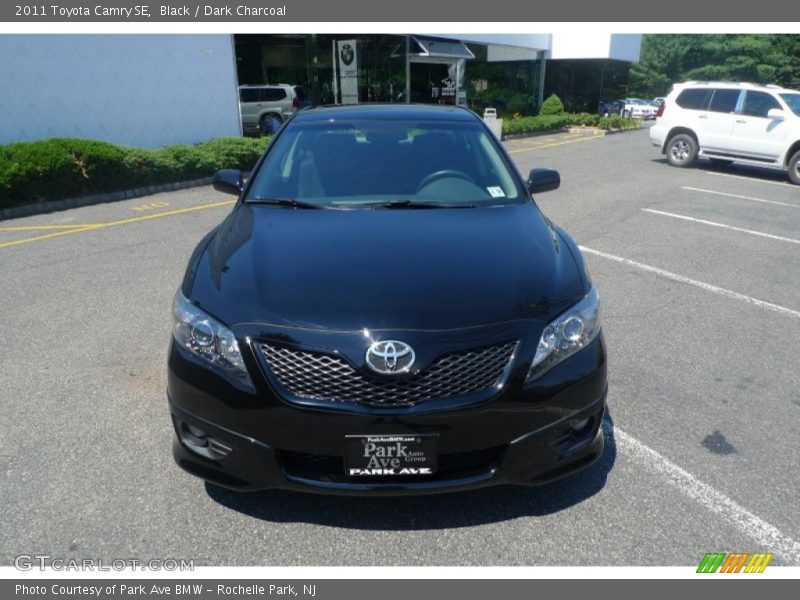 Black / Dark Charcoal 2011 Toyota Camry SE