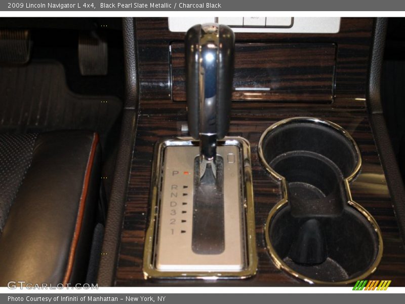  2009 Navigator L 4x4 6 Speed Automatic Shifter