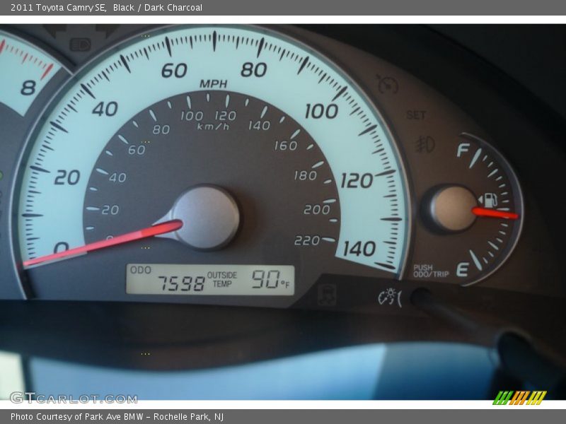 Black / Dark Charcoal 2011 Toyota Camry SE