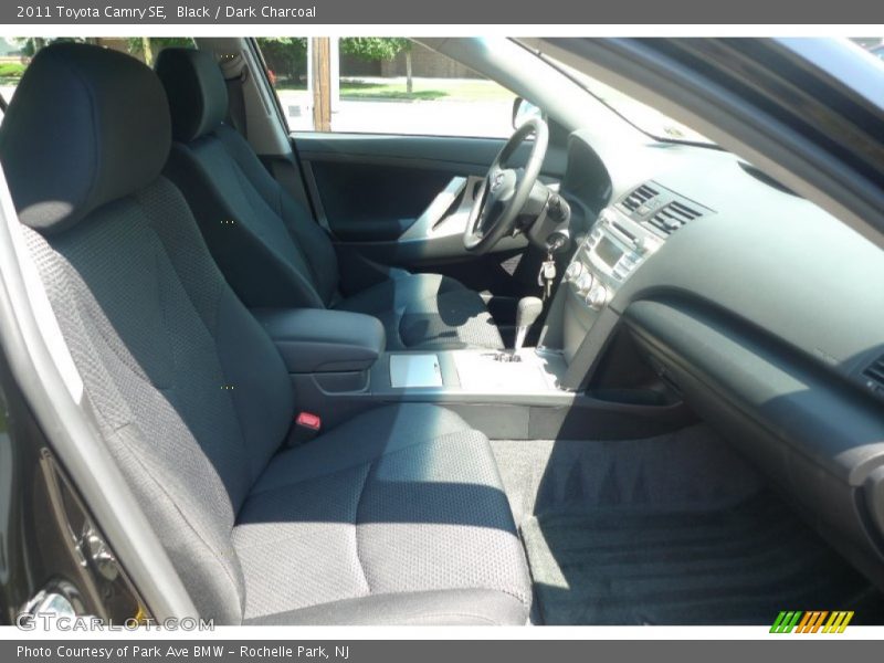 Black / Dark Charcoal 2011 Toyota Camry SE