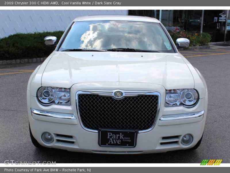 Cool Vanilla White / Dark Slate Gray 2009 Chrysler 300 C HEMI AWD