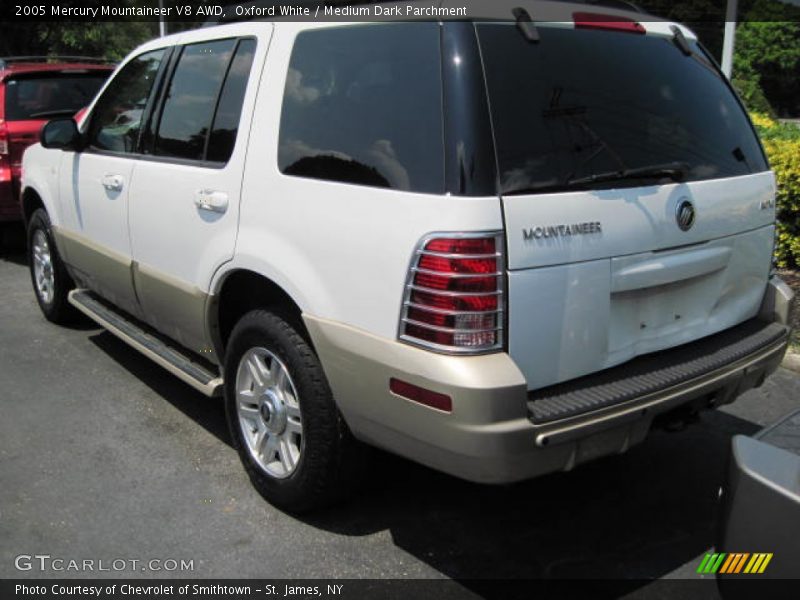 Oxford White / Medium Dark Parchment 2005 Mercury Mountaineer V8 AWD