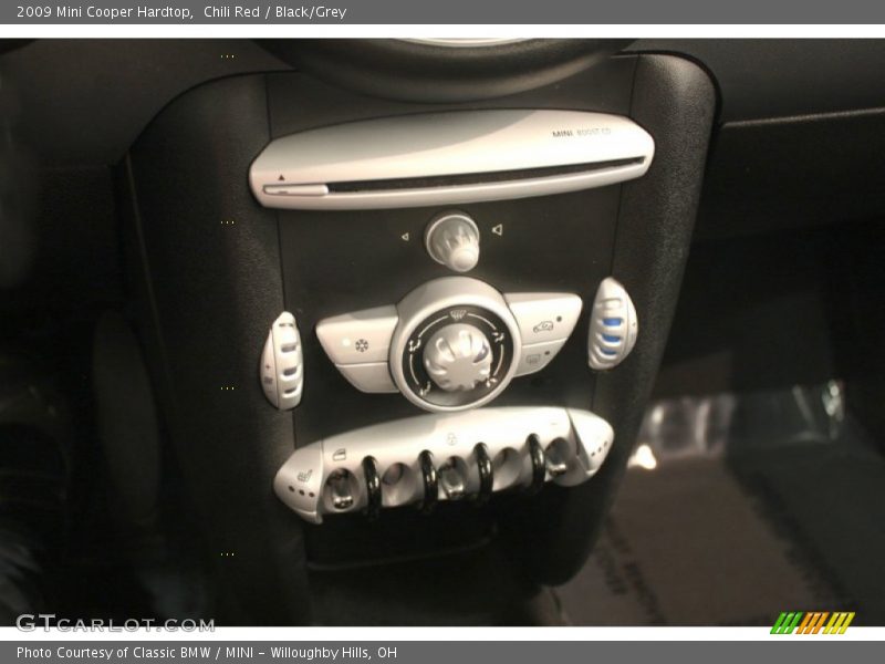 Chili Red / Black/Grey 2009 Mini Cooper Hardtop