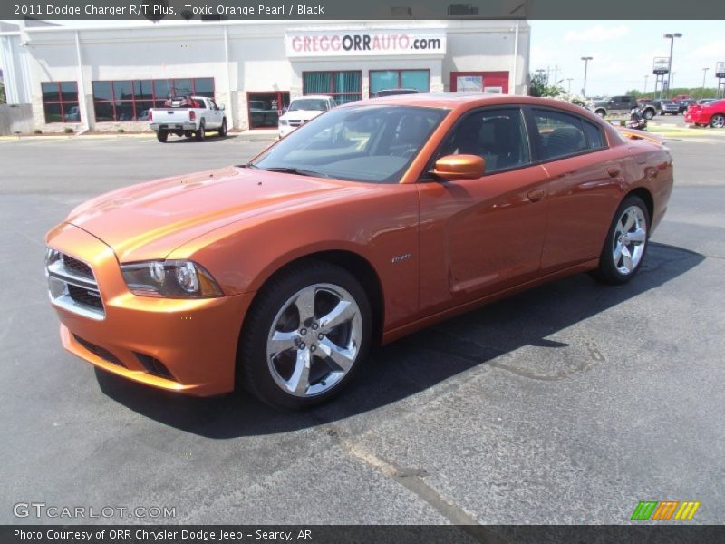 Toxic Orange Pearl / Black 2011 Dodge Charger R/T Plus