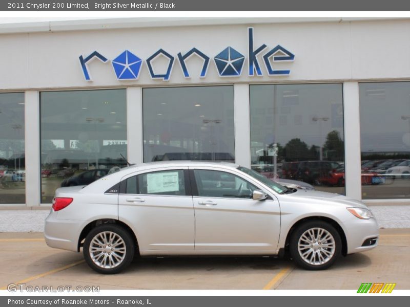 Bright Silver Metallic / Black 2011 Chrysler 200 Limited