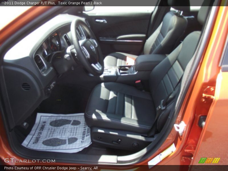 Toxic Orange Pearl / Black 2011 Dodge Charger R/T Plus