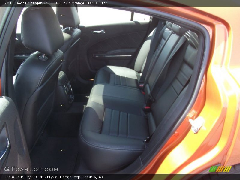 Toxic Orange Pearl / Black 2011 Dodge Charger R/T Plus