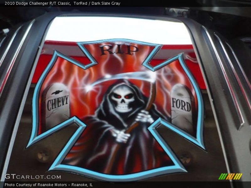 TorRed / Dark Slate Gray 2010 Dodge Challenger R/T Classic