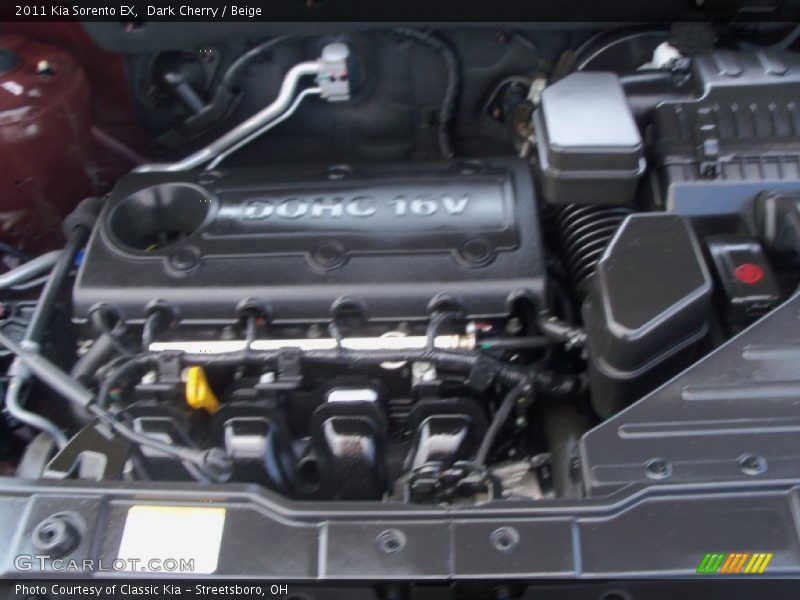 Dark Cherry / Beige 2011 Kia Sorento EX