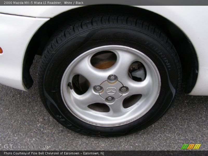 White / Black 2000 Mazda MX-5 Miata LS Roadster