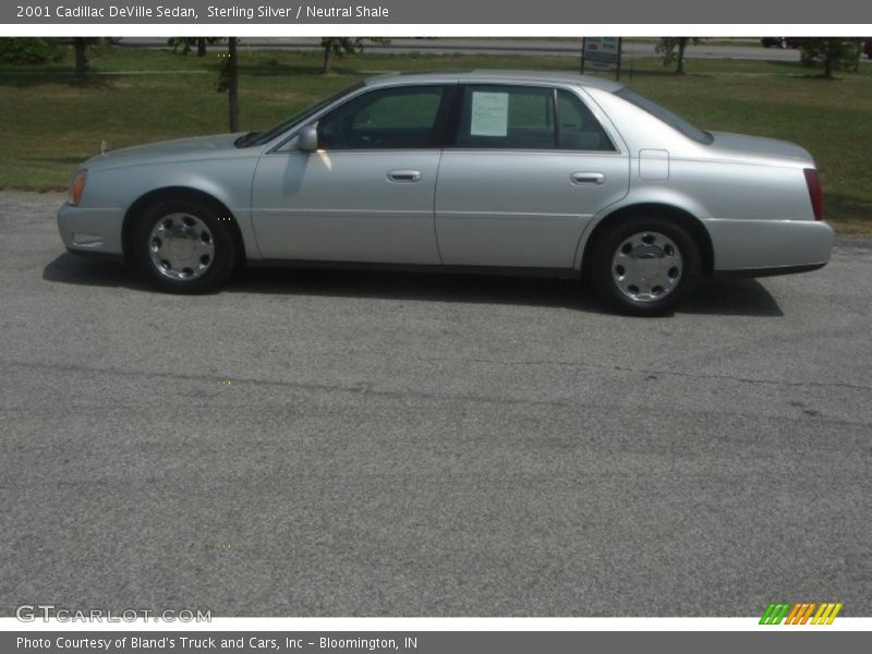 Sterling Silver / Neutral Shale 2001 Cadillac DeVille Sedan